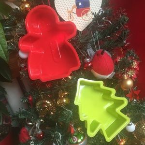 2 Mini Silicon Cake Moulds